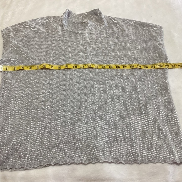 TanJay Silver Blouse Relaxed Fit Textured Y2K Fairycore XL - Picture 7 of 9
